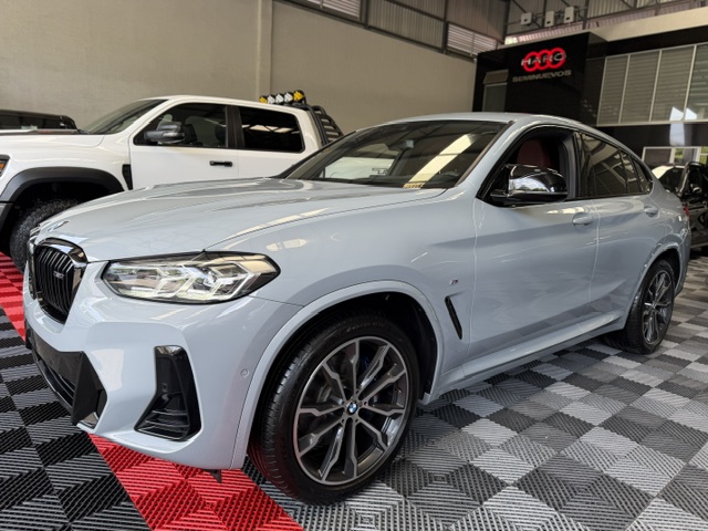 BMW