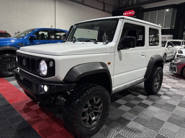 SUZUKI